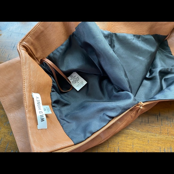 •NEW•Wild Honey Ladies Camel Brown Vegan Leather Skirt - Picture 10 of 14